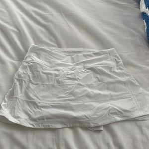 Lululemon Pace Rival Mid-Rise Skirt - White